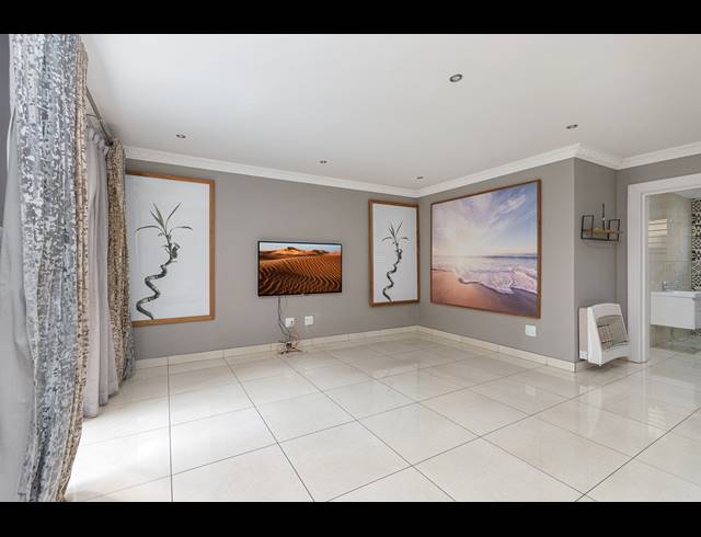 3 BEDROOM CLUSTER TO LET IN KYALAMI HILLS
